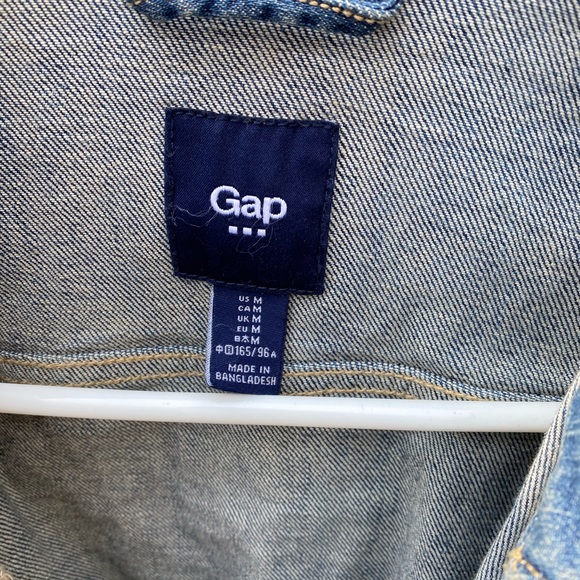 Gap Cropped Jean Jacket like new - Picture 3 of 5